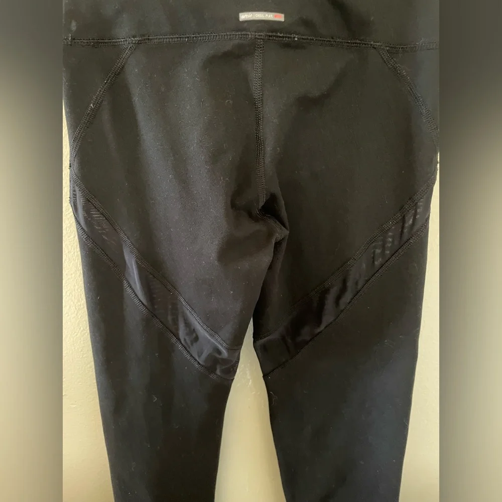 ✨Aerie Chill Play Move High Waisted Mesh Leggings Size S - Picture 10 of 11
